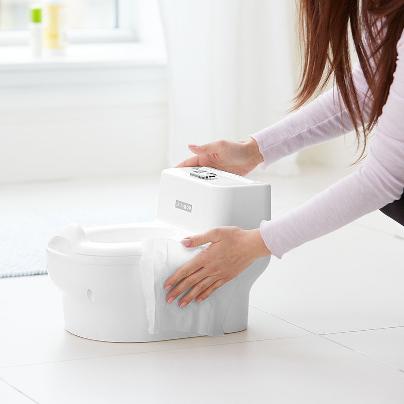 troninho infantil skip hop com barulho de descarga 12