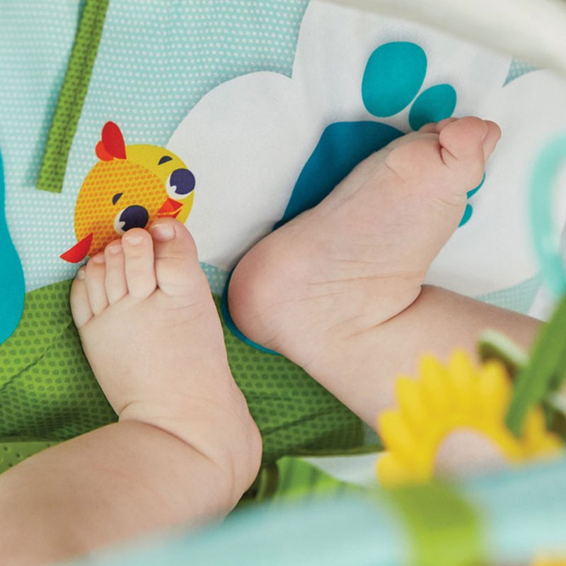 04 tapete de atividades tiny love gymini kick and play tiny farm unico