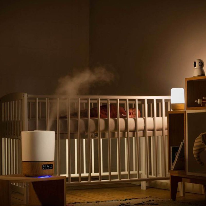 08 luminaria maxi cosi soothe luz e som linha conectada com ruido branco unico