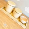02 kit higiene para bebe detalhes ceramica com bandeja bege madeira
