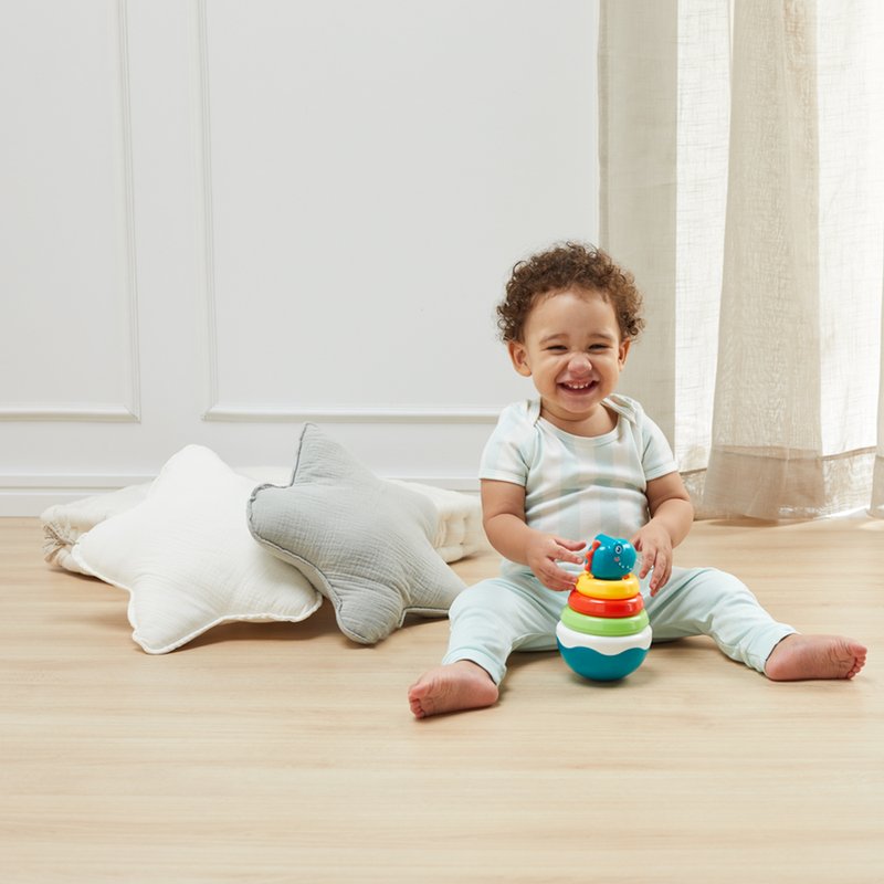 Bebê Brincando Brinquedo Buba Torre de Anéis Dino Teimoso (4M+)