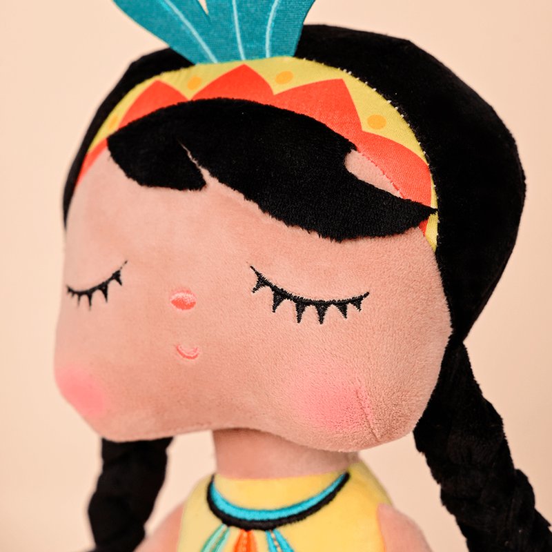 Detalhes Boneca Metoo Angela Iara 33cm (0M+)